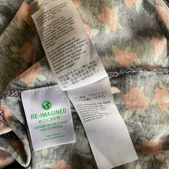 J Crew Tissue Turtleneck in Poppy Fields - Picture 7 of 8